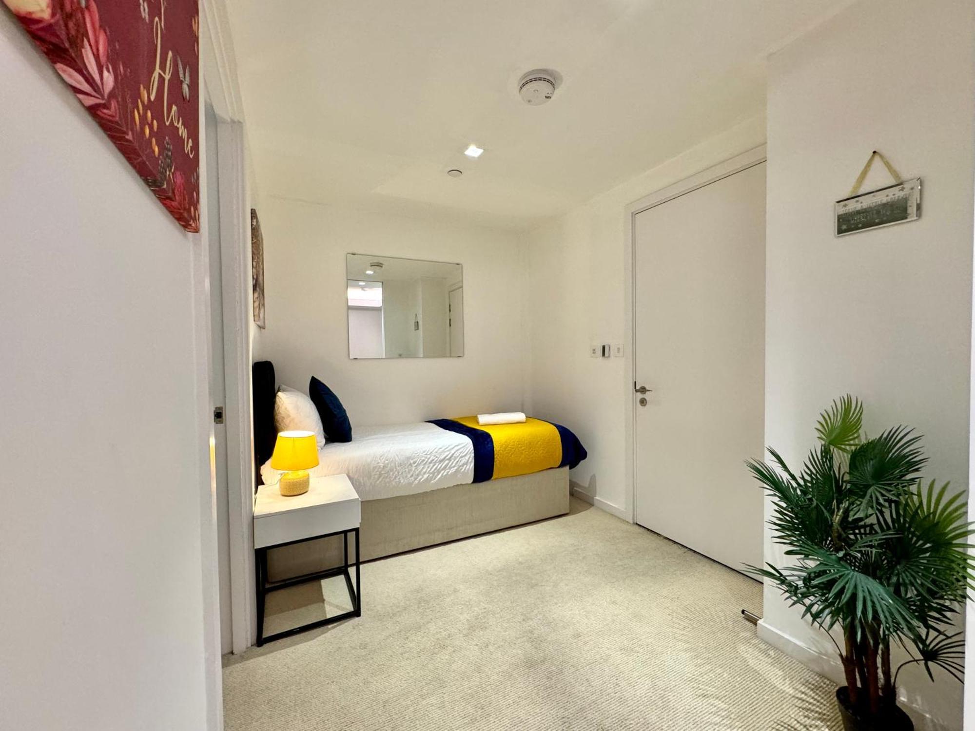 London Excel Cosy Apartment With Balcony & River View Close To O2 Arena, Cable Car, City Hall Eksteriør bilde